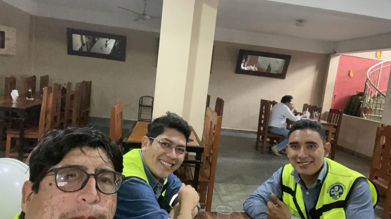 Ingenieros JRYS en proyecto